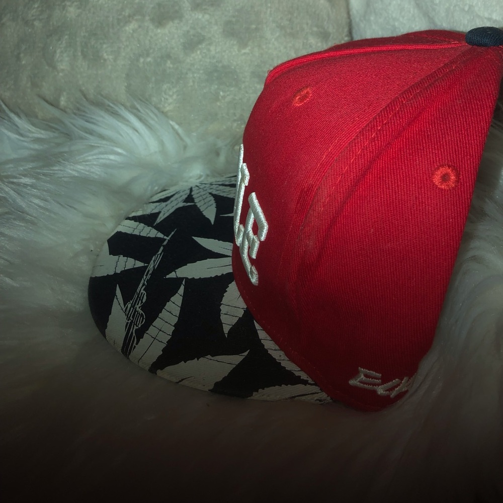 Inhale SnapBack hat - Picture 3 of 4